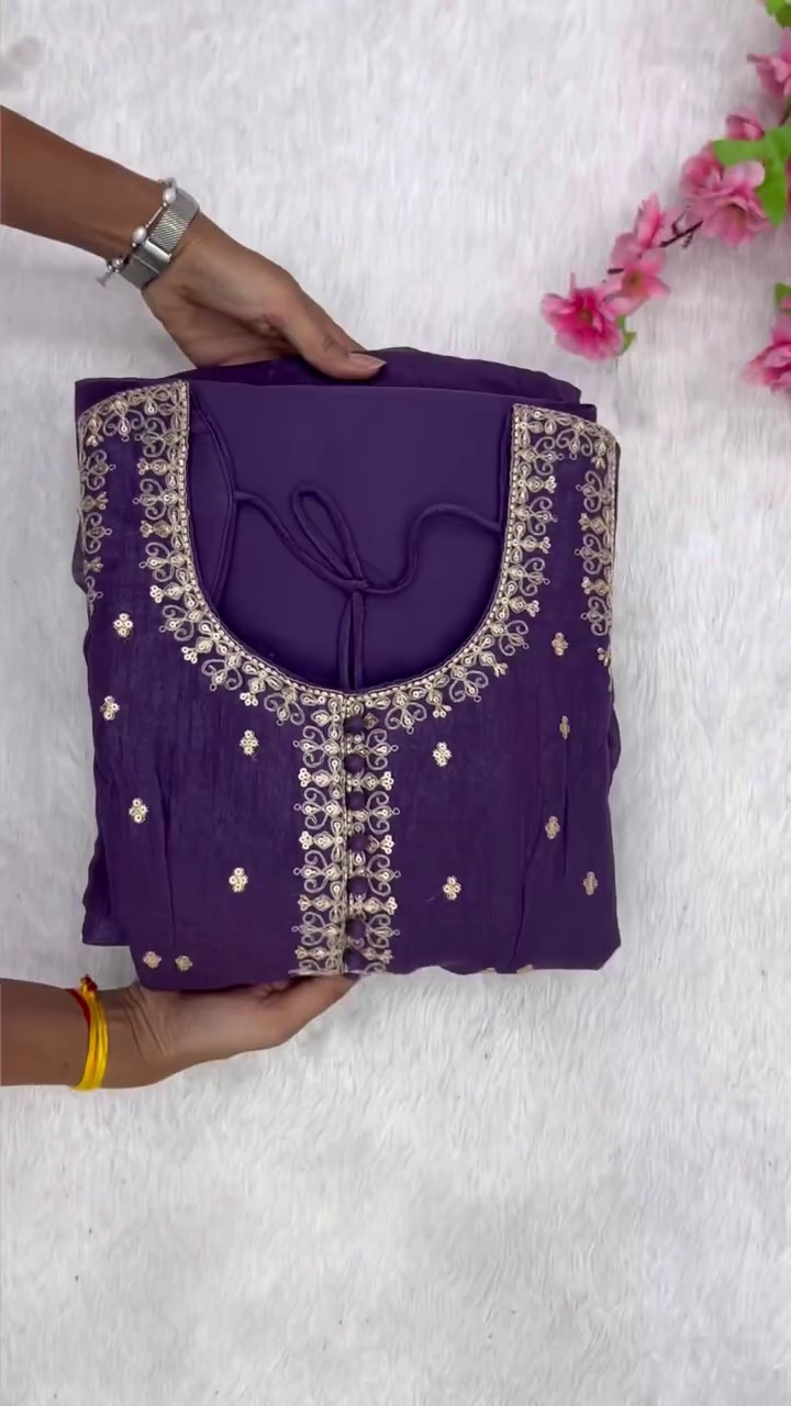 Regal Plum Embroidered Anarkali Set - Image 4
